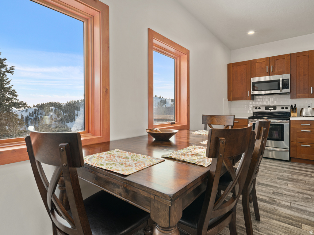 6809 E 6725 N Eden, UT 84310