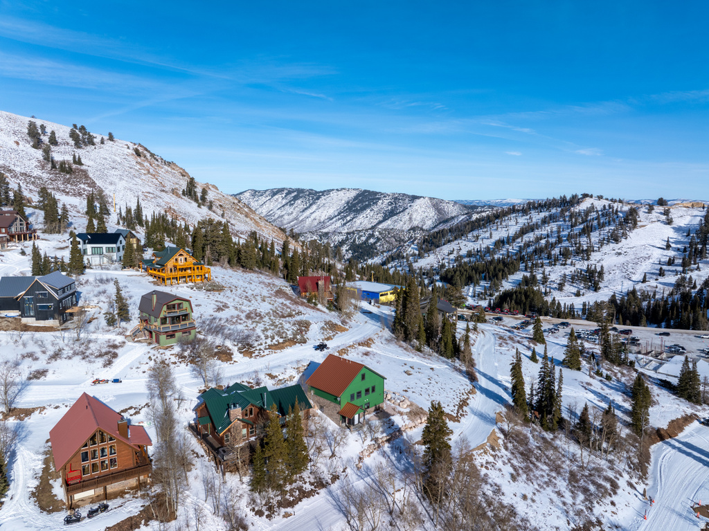 6809 E 6725 N Eden, UT 84310