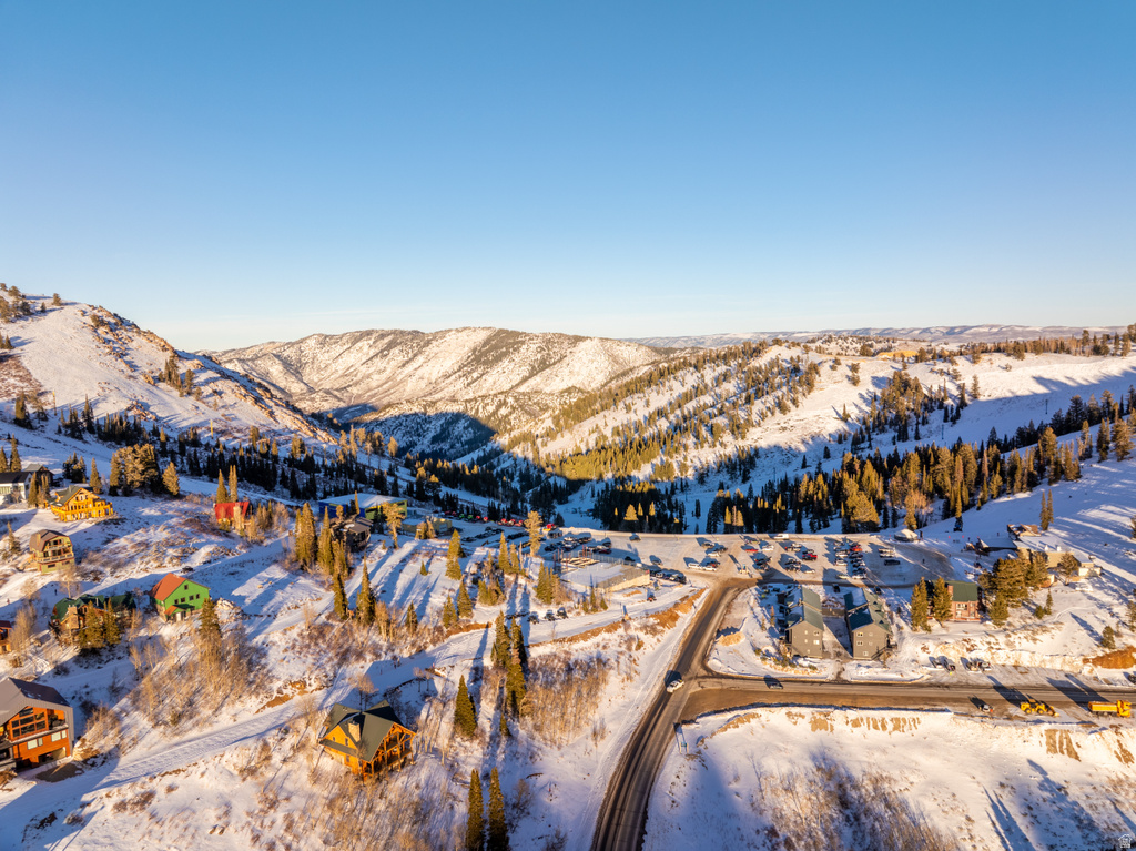 6809 E 6725 N Eden, UT 84310