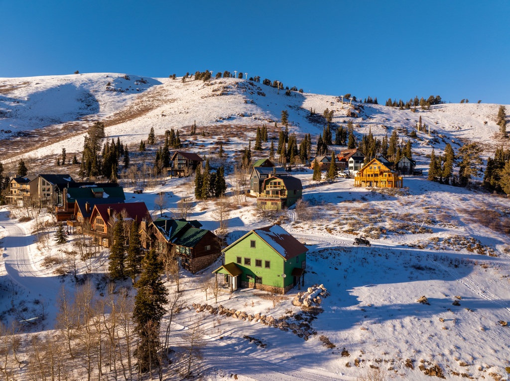 6809 E 6725 N Eden, UT 84310