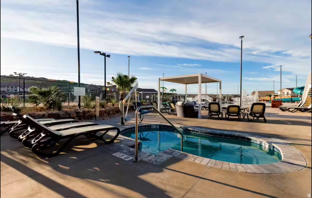 1427 N RUSTICO DR Washington, UT 84780