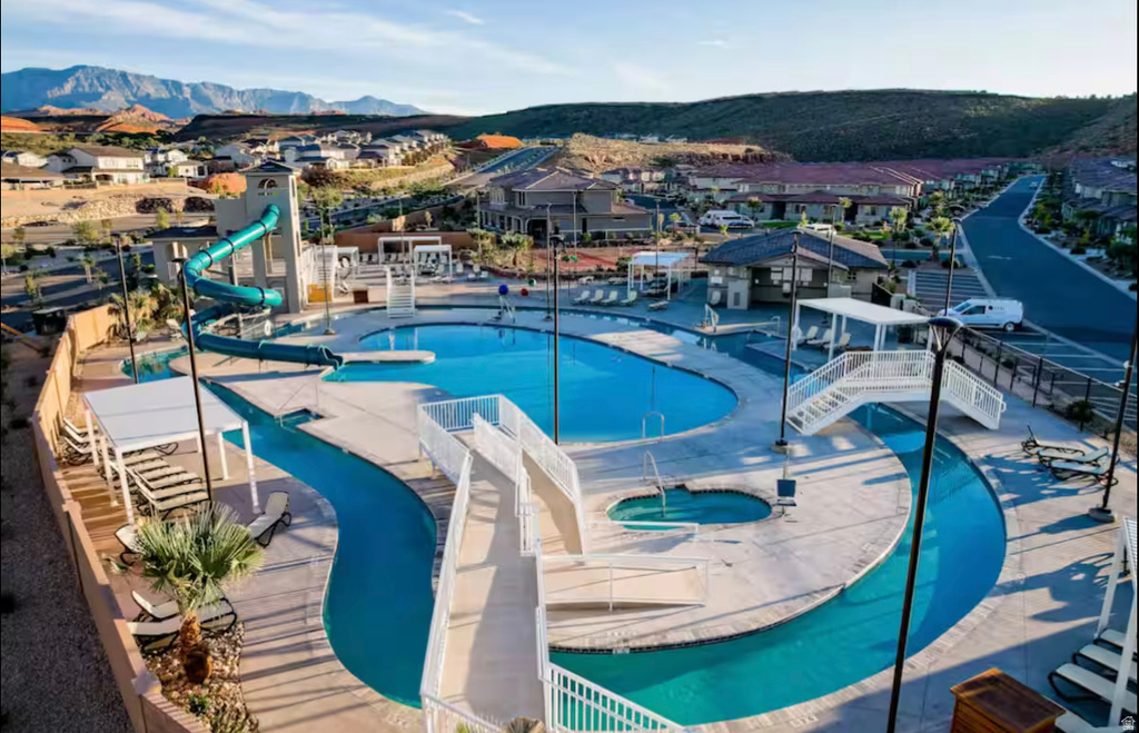 1427 N RUSTICO DR Washington, UT 84780