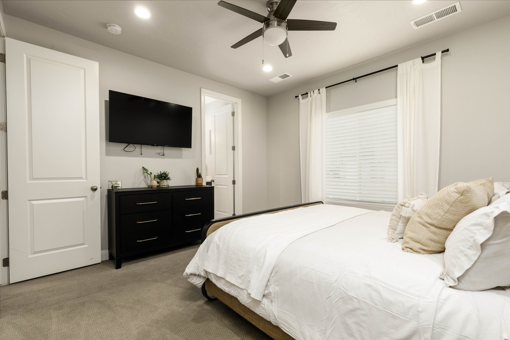 1427 N RUSTICO DR Washington, UT 84780