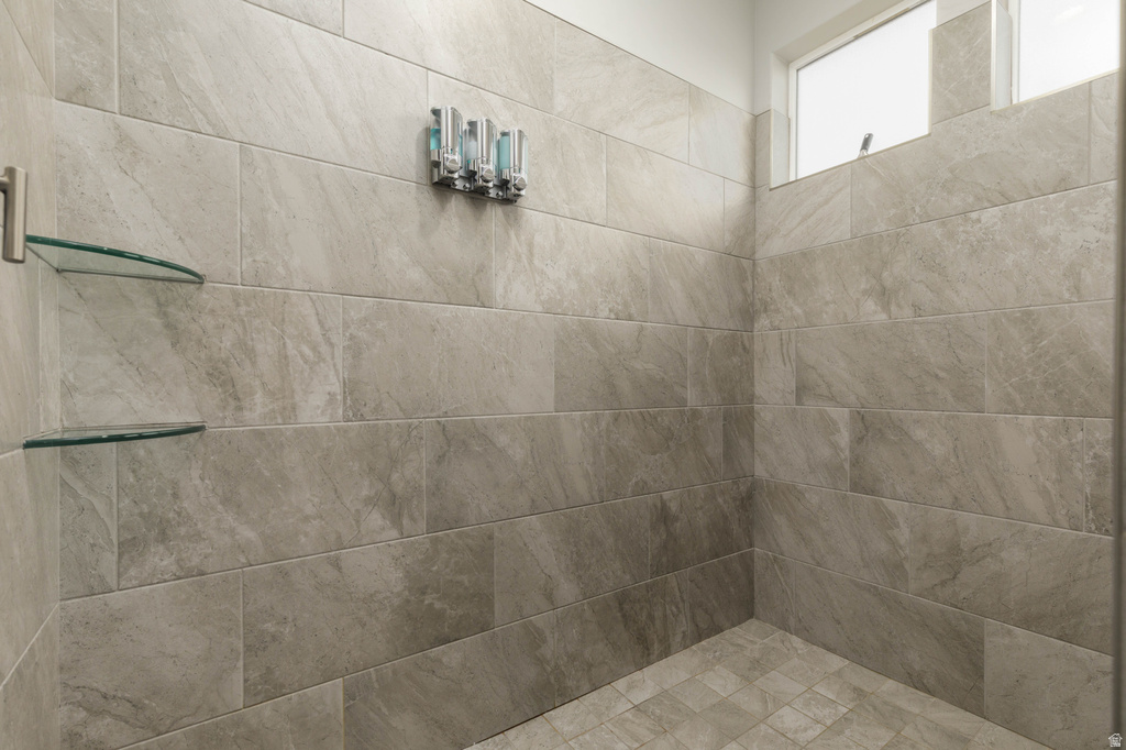 1427 N RUSTICO DR Washington, UT 84780