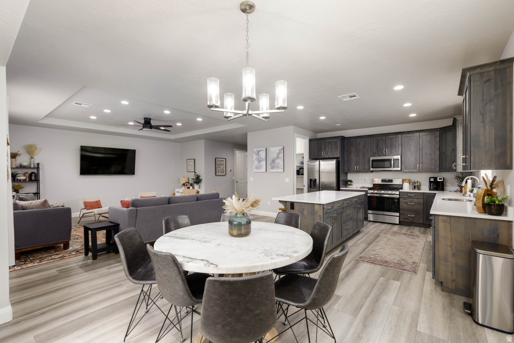 1427 N RUSTICO DR Washington, UT 84780