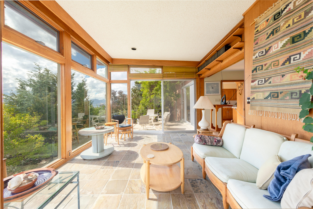 674 E 16TH AVE Salt Lake City, UT 84103