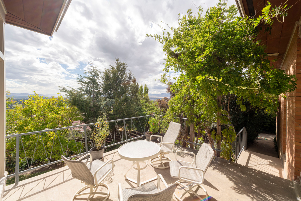 674 E 16TH AVE Salt Lake City, UT 84103