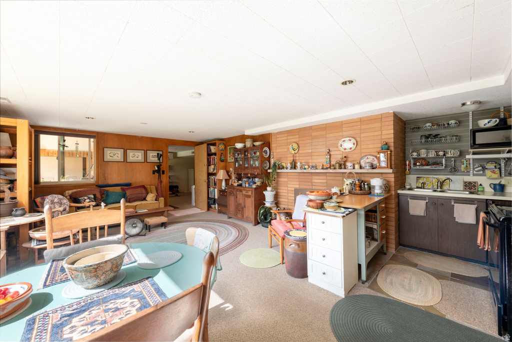 674 E 16TH AVE Salt Lake City, UT 84103