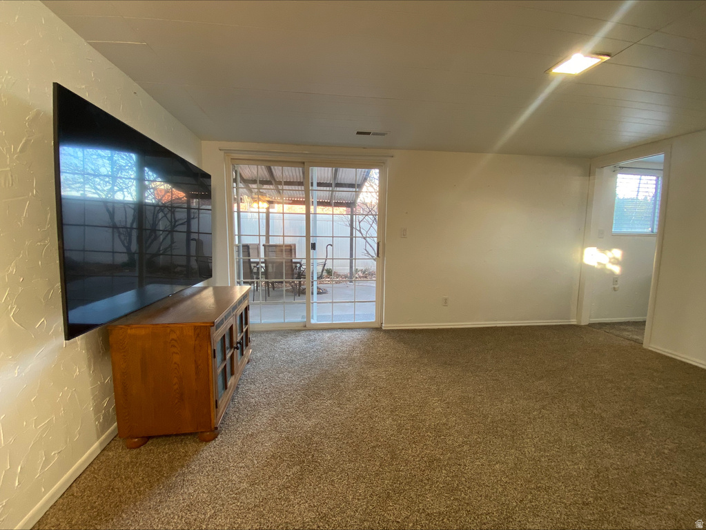 8416 W 3370 S Magna, UT 84044