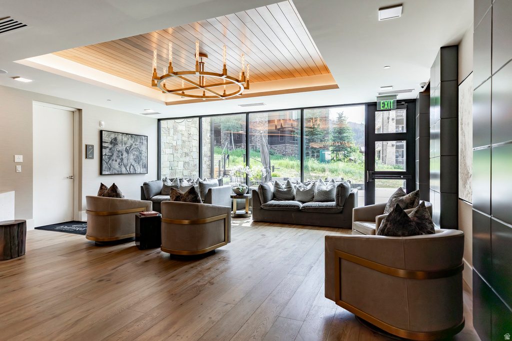 7697 VILLAGE WAY #404 Park City, UT 84060