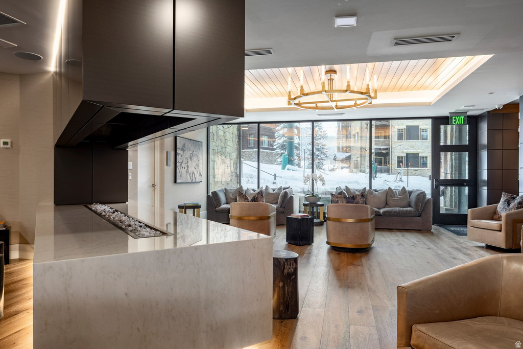 7697 VILLAGE WAY #404 Park City, UT 84060