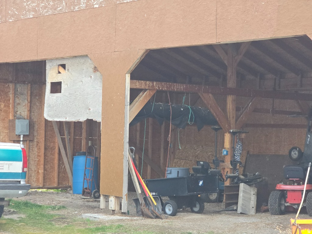 6600 N 6800 W Tremonton, UT 84337