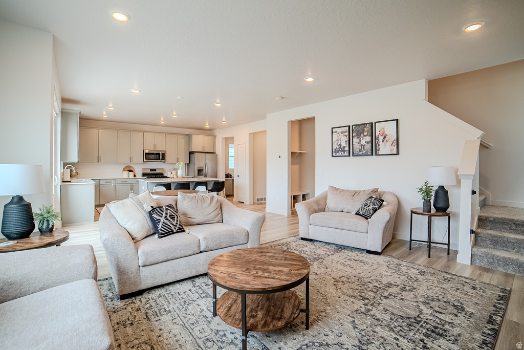 2517 N VELVET MOON DR Saratoga Springs, UT 84045