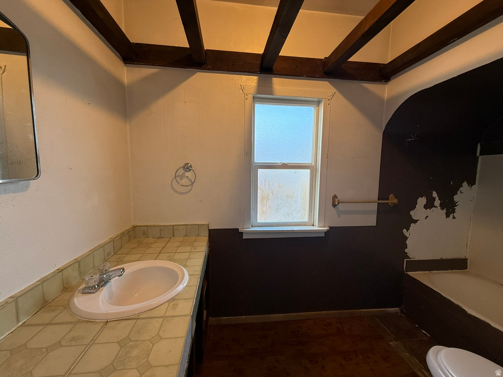 290 W 200 S Fillmore, UT 84631