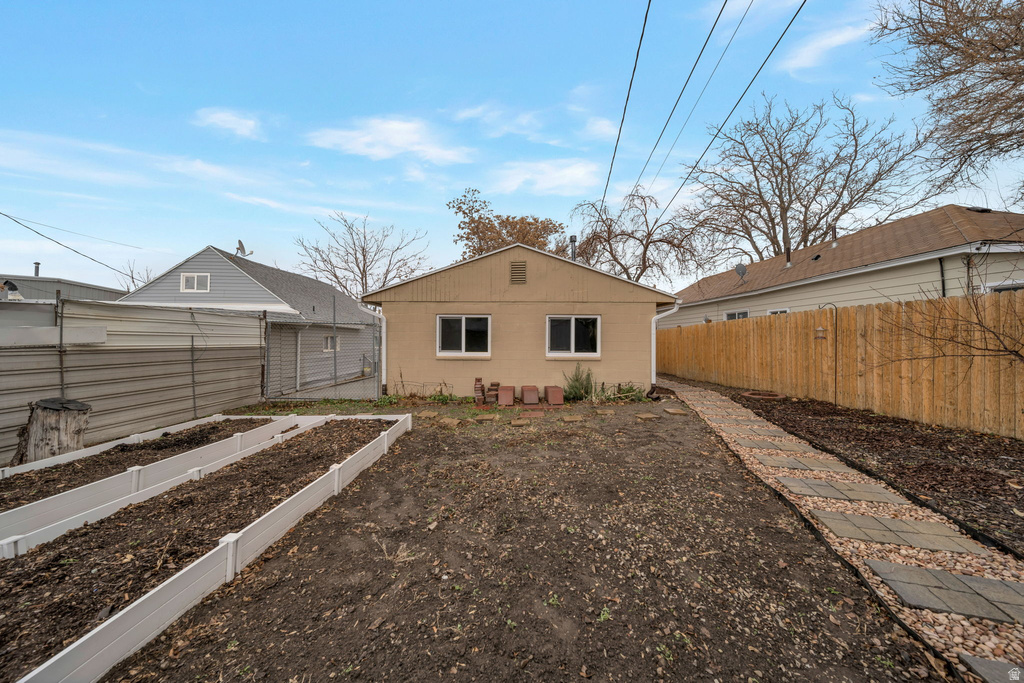 2746 S 9150 W Magna, UT 84044