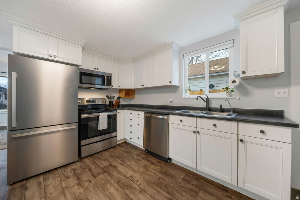 2746 S 9150 W Magna, UT 84044