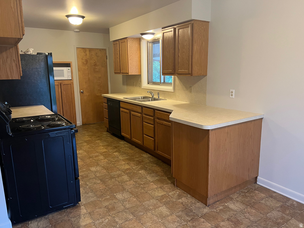4586 S PORTER South Ogden, UT 84403