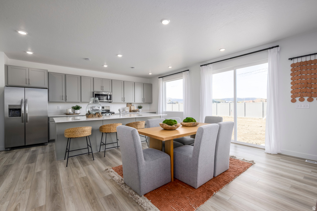 7576 W TOURMALINE WAY #319 West Jordan, UT 84081