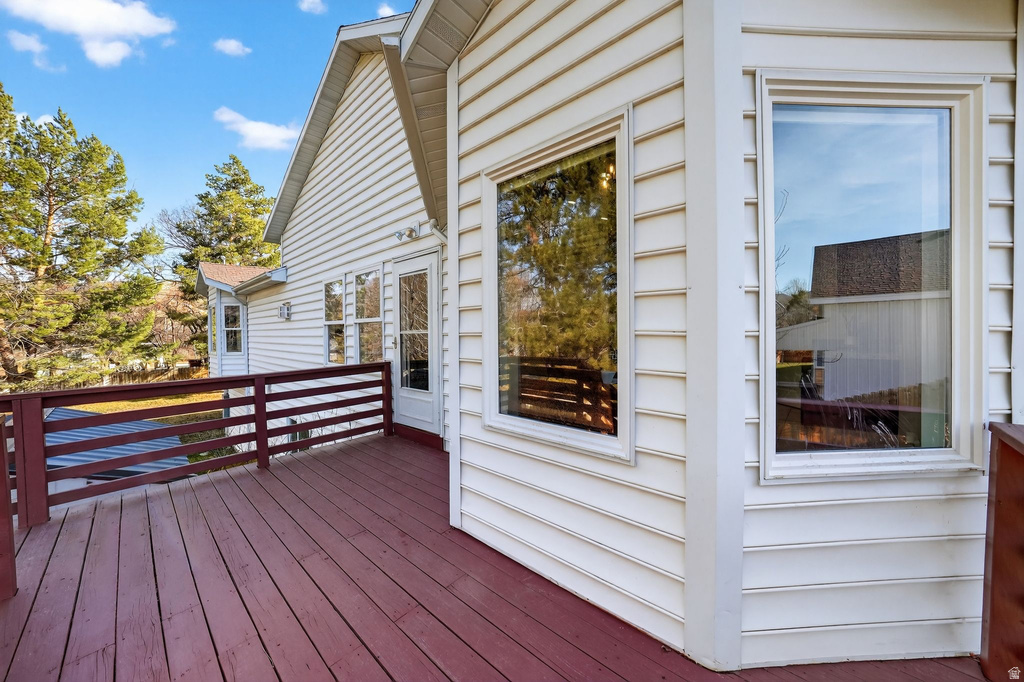 209 MAIN ST Henefer, UT 84033