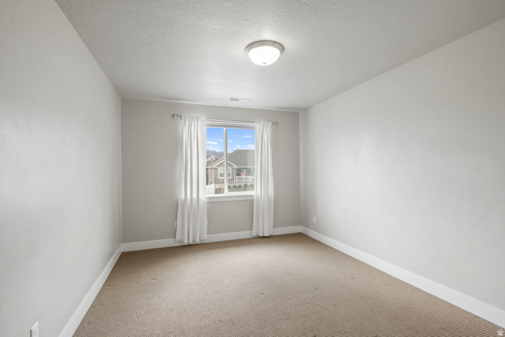 1156 W ZENITH CIR Saratoga Springs, UT 84045