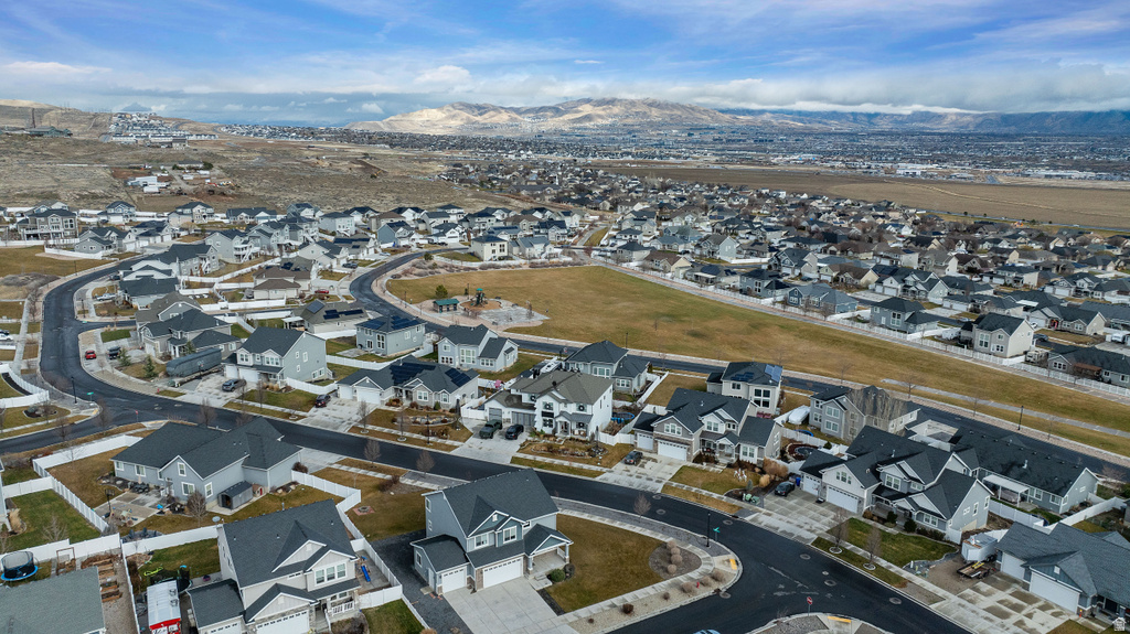 1156 W ZENITH CIR Saratoga Springs, UT 84045