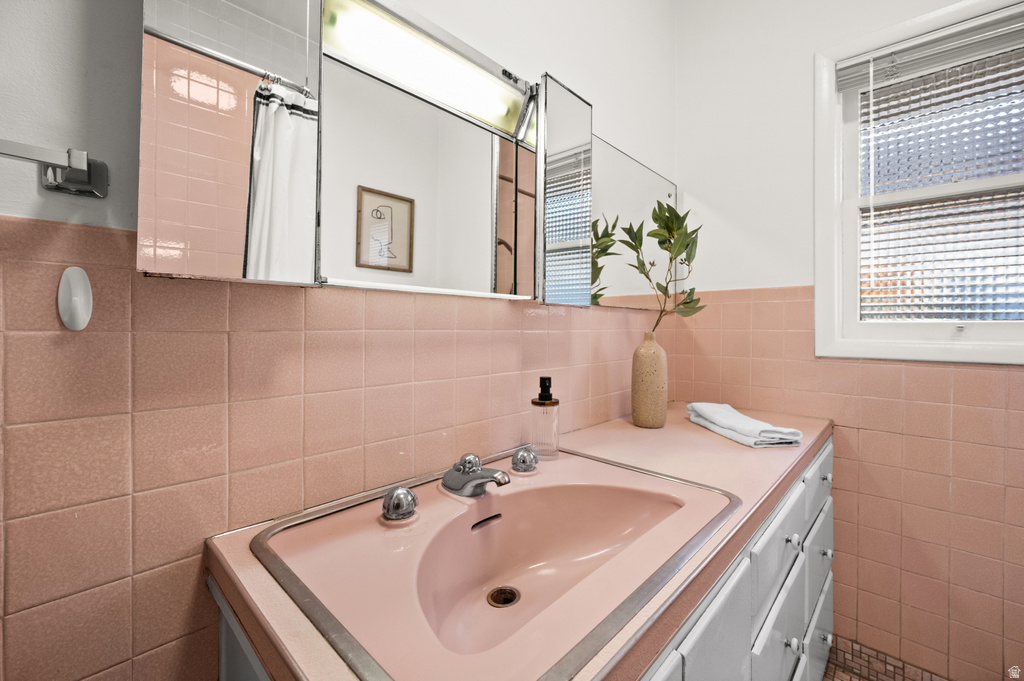 1476 S 300 E Salt Lake City, UT 84115