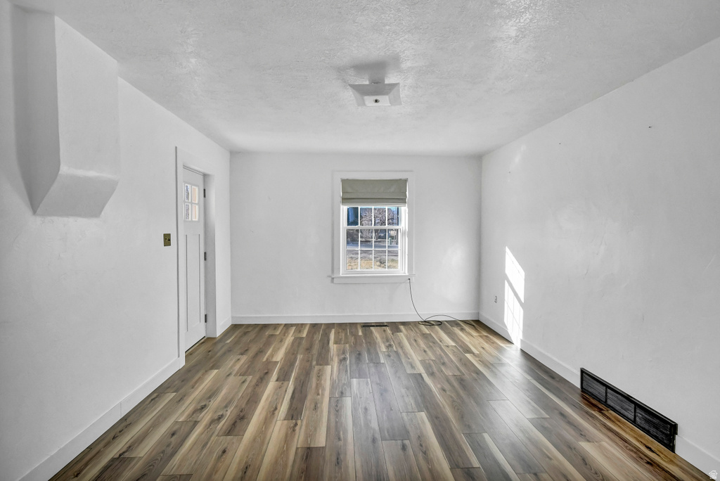 110 N MAIN Glenwood, UT 84730