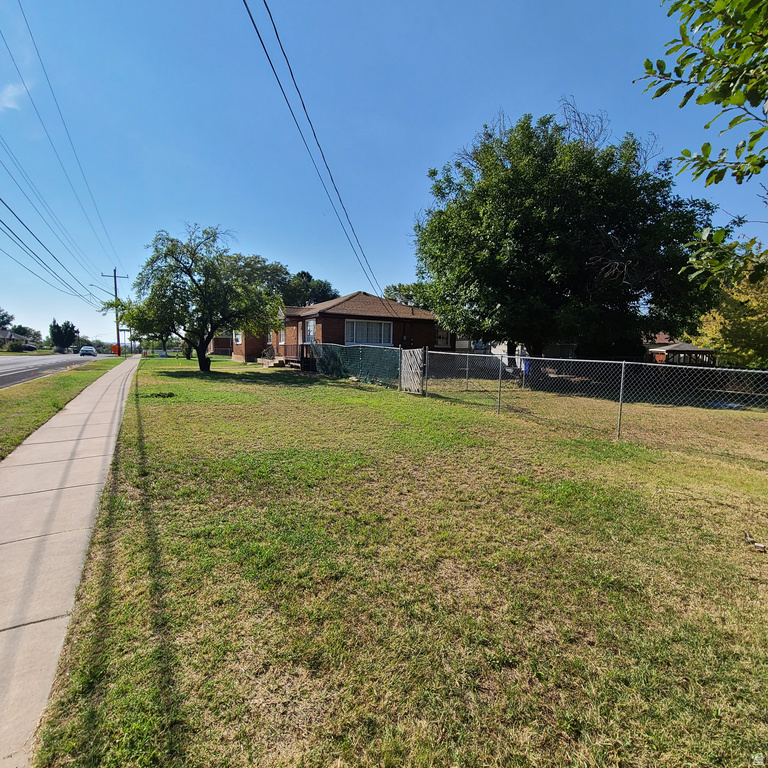 1004 E 3600 ST Ogden, UT 84403