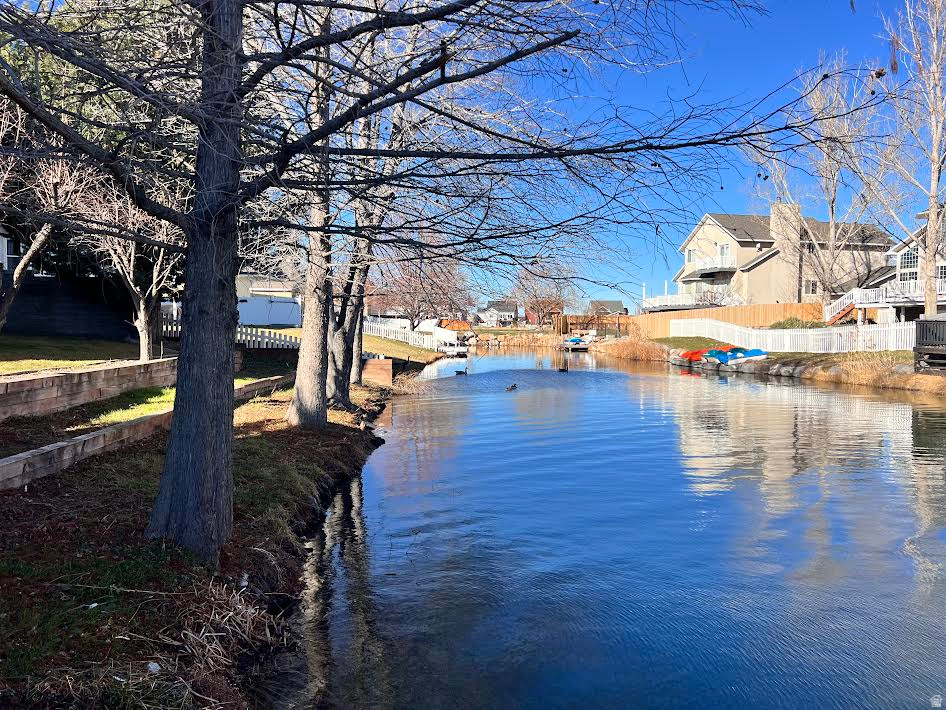 213 LAKEVIEW Stansbury Park, UT 84074