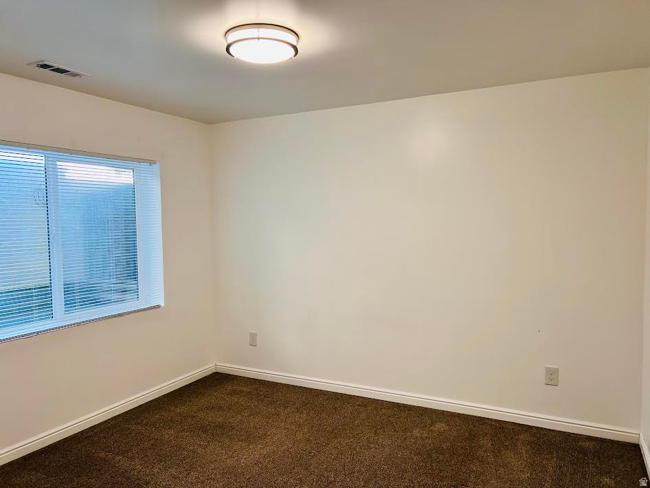 213 LAKEVIEW Stansbury Park, UT 84074