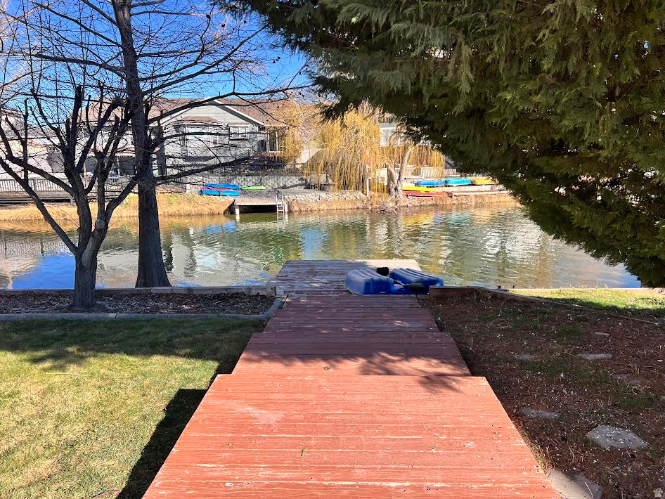 213 LAKEVIEW Stansbury Park, UT 84074