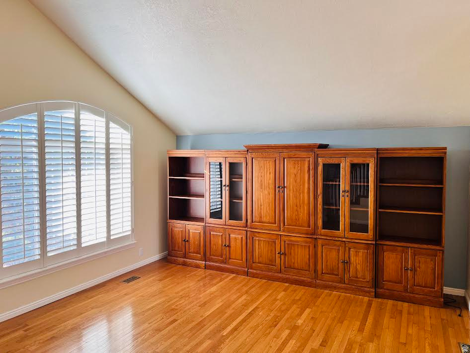 213 LAKEVIEW Stansbury Park, UT 84074