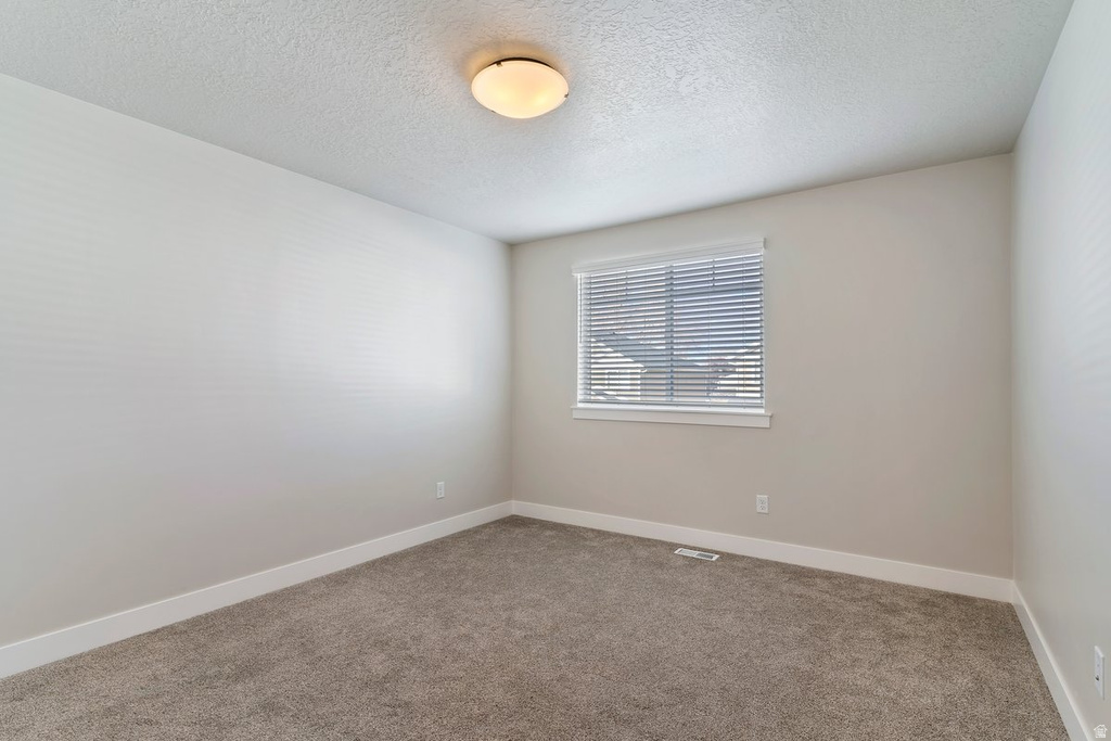 1161 W 325 N Clearfield, UT 84015