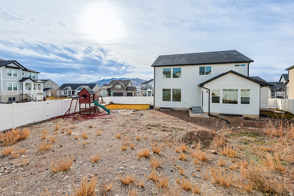 1806 W OLYMPUS DR Saratoga Springs, UT 84045