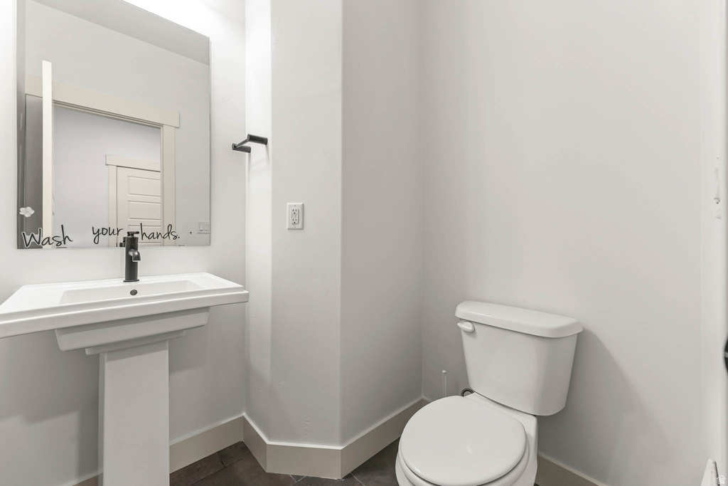 1806 W OLYMPUS DR Saratoga Springs, UT 84045