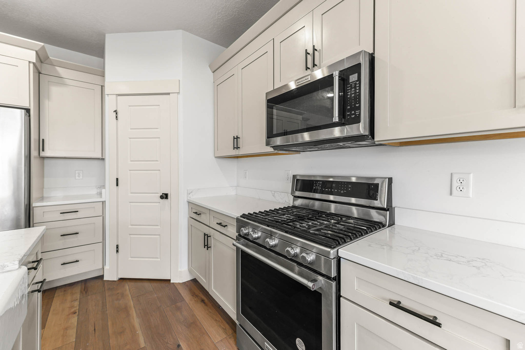 1806 W OLYMPUS DR Saratoga Springs, UT 84045