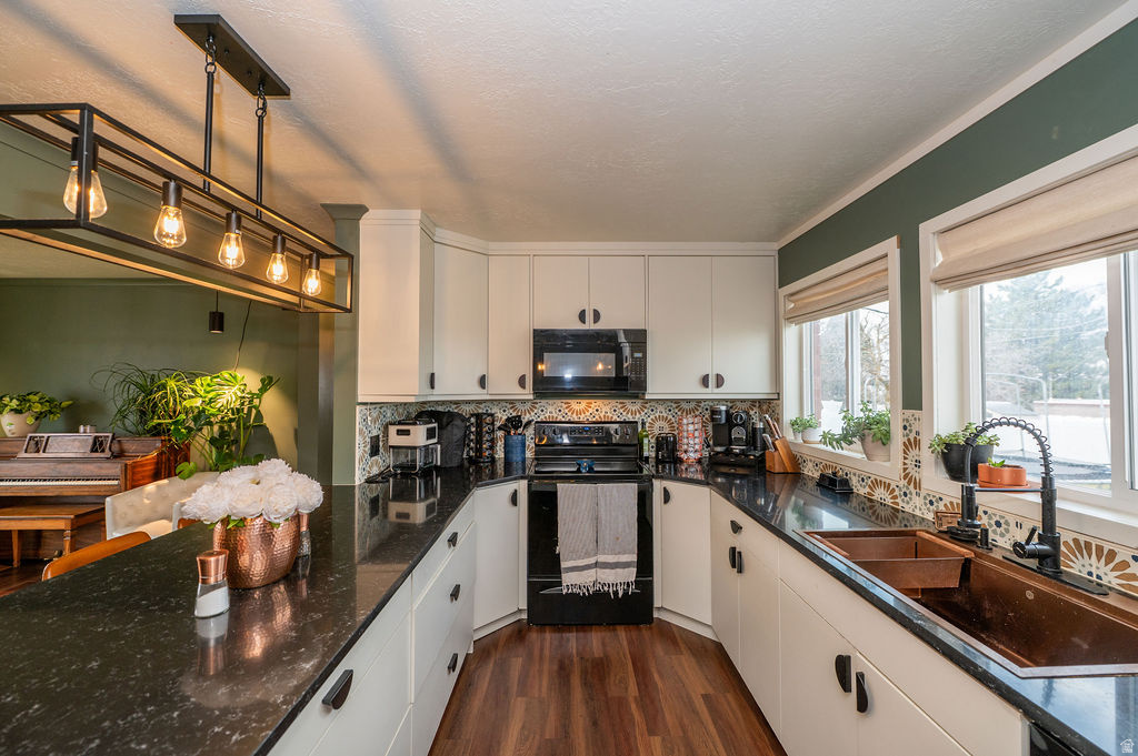 4663 S 200 E Washington Terrace, UT 84405