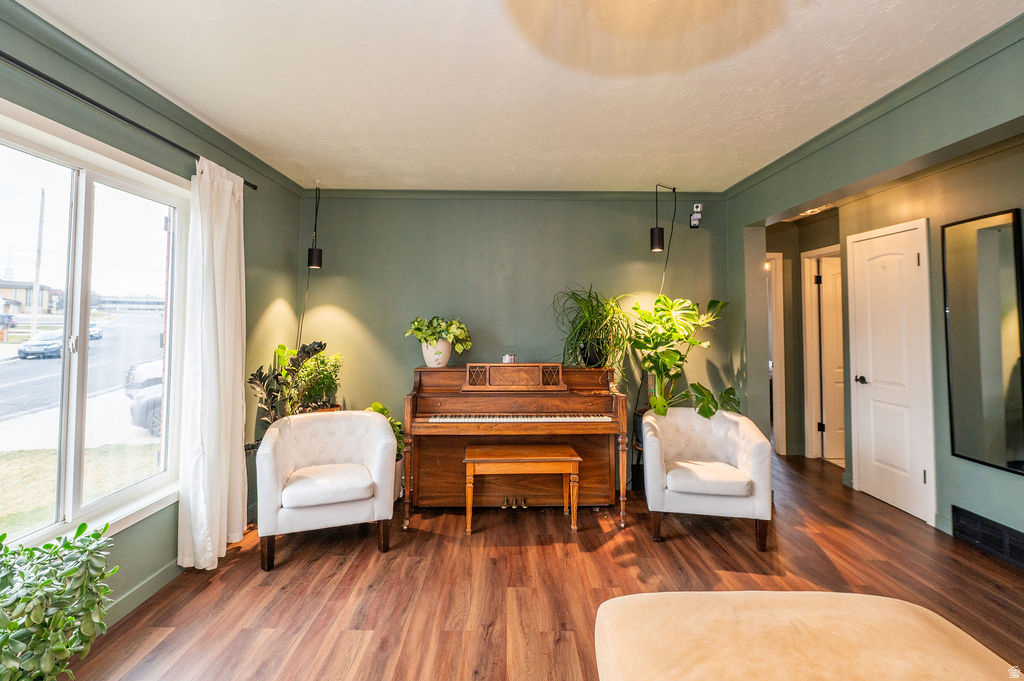 4663 S 200 E Washington Terrace, UT 84405