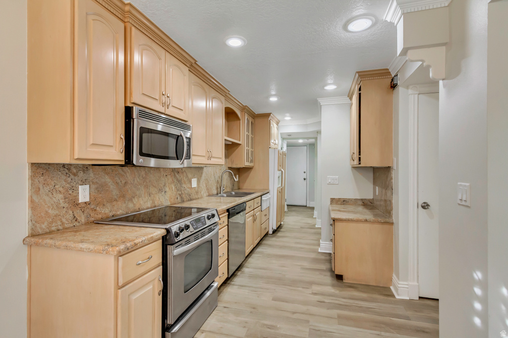 111 CANDLEWOOD PL Provo, UT 84604