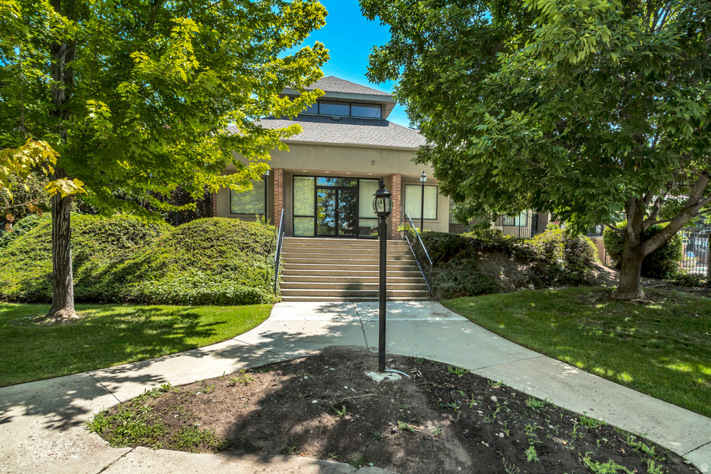 111 CANDLEWOOD PL Provo, UT 84604