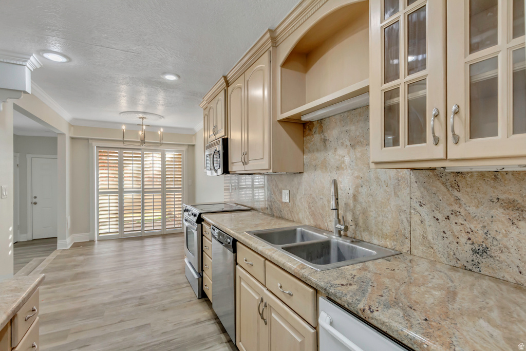 111 CANDLEWOOD PL Provo, UT 84604