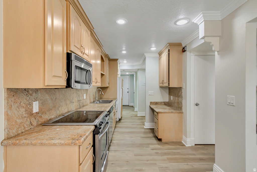 111 CANDLEWOOD PL Provo, UT 84604