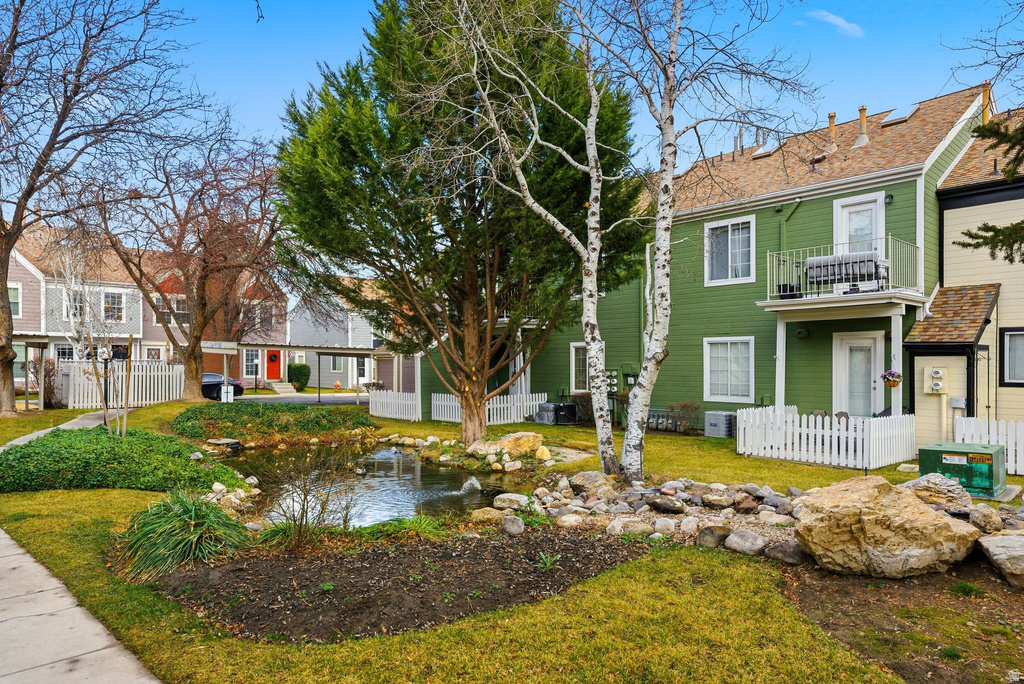 1406 W BEACON HILL DR Taylorsville, UT 84123