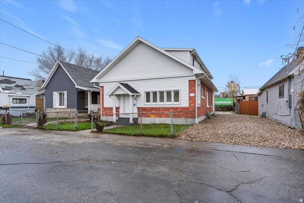 133 E BINFORD ST Ogden, UT 84403