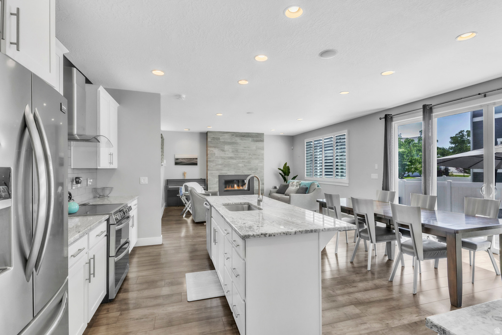 9732 S CALDERA LN South Jordan, UT 84095