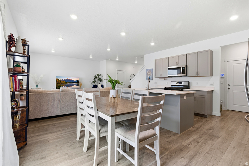 522 N SCUTTLEBUTT LN Saratoga Springs, UT 84045