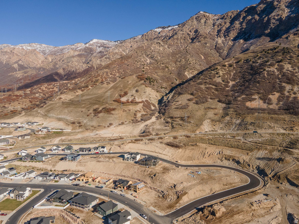 3032 N MOUNTAIN RD North Ogden, UT 84414