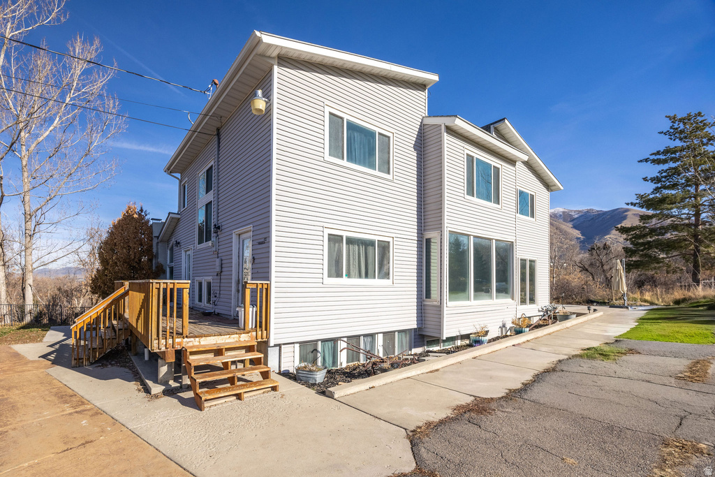 415 E PANORAMIC DR Hyrum, UT 84319