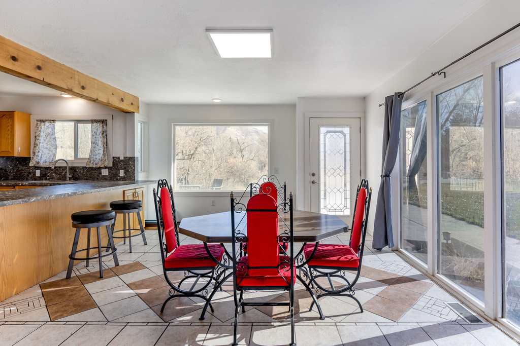 415 E PANORAMIC DR Hyrum, UT 84319