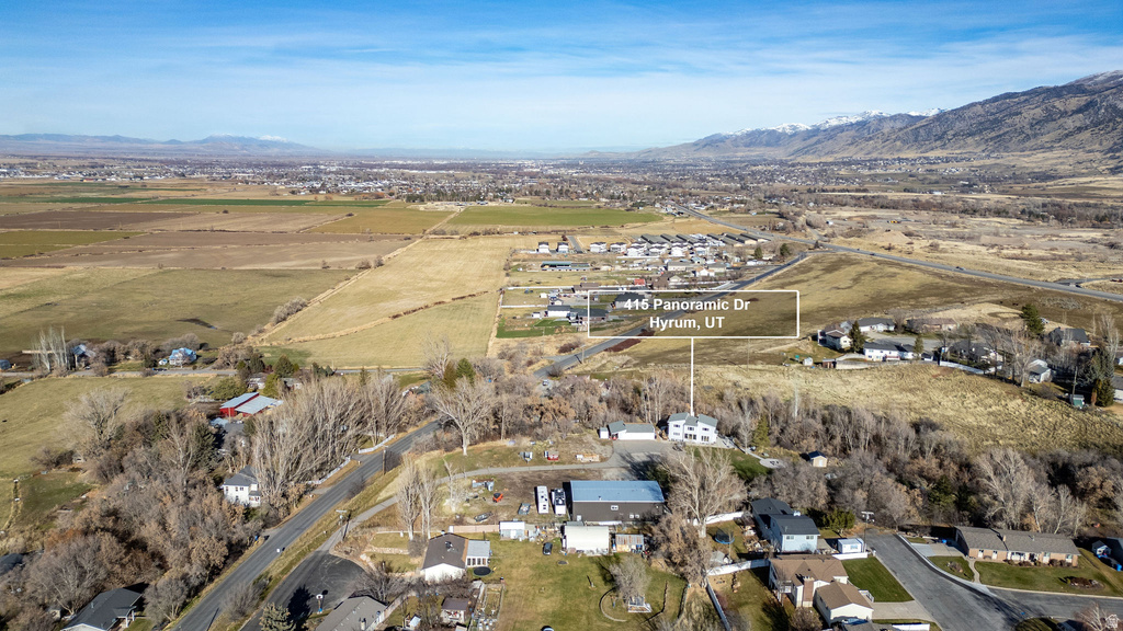 415 E PANORAMIC DR Hyrum, UT 84319